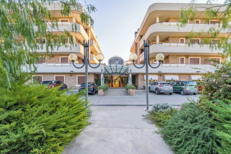 Milano - Pomezia - Altea Suites