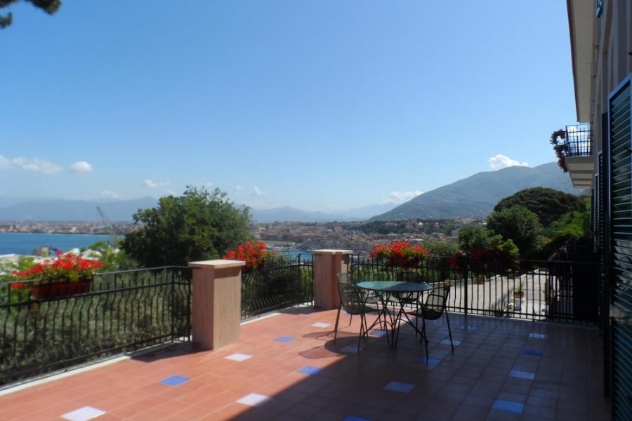 Bologna - Sorrento - Ancelle Sorrento - Casa d'Accoglienza