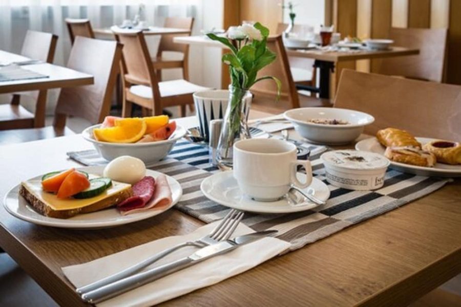 Milano - Stykkishólmur - Hótel Fransiskus Stykkishólmi