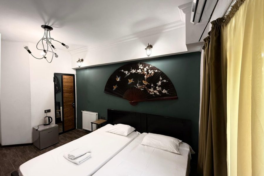 Milano - Tbilisi - Hotel Isaka