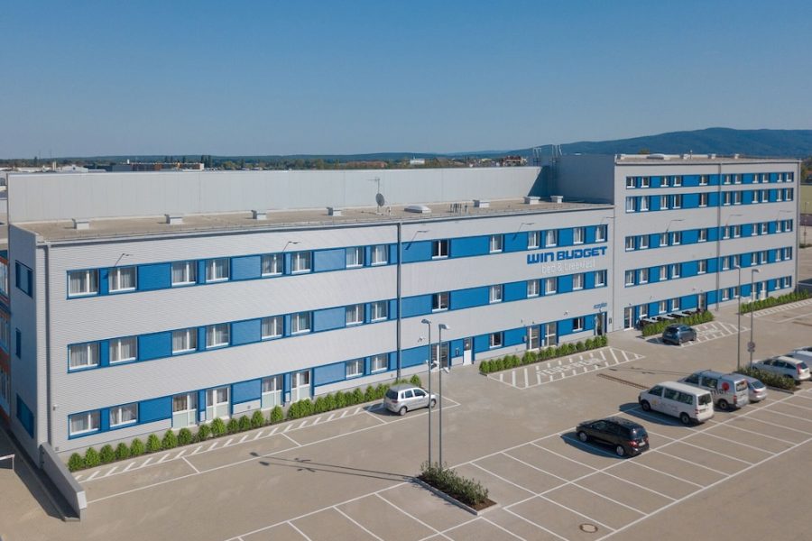 Milano - Wiener Neustadt - WinBudget "bed&breakfast"