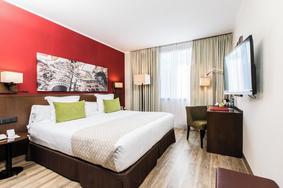 Napoli - Barcellona - Leonardo Hotel Barcelona Gran Via