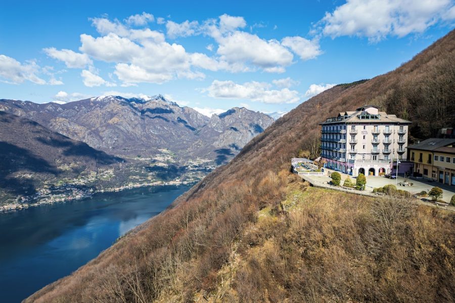 Napoli - Campione d’Italia - Hotel Funicolare
