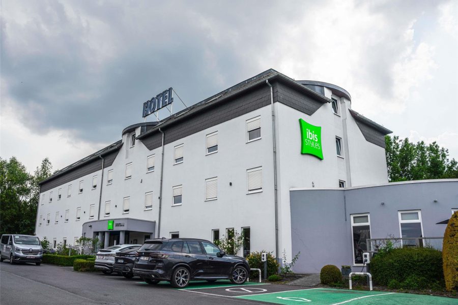 Napoli - Charleroi - Ibis Styles Charleroi Airport Aero 44