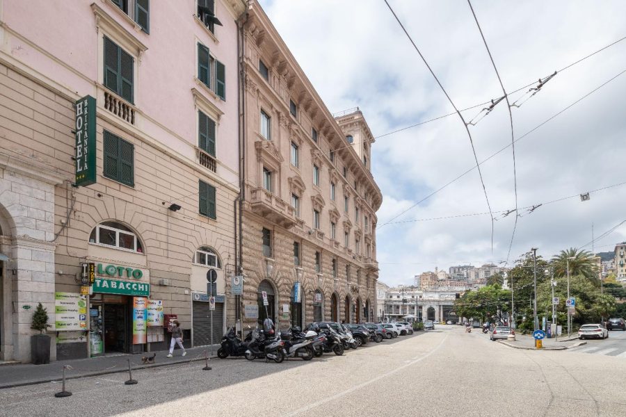 Bari - Genova - Hotel Britannia - Ostello Bello Genova