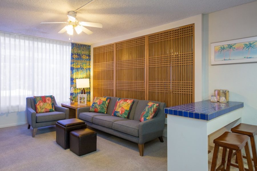 Milano - Honolulu - Kuhio Banyan Club