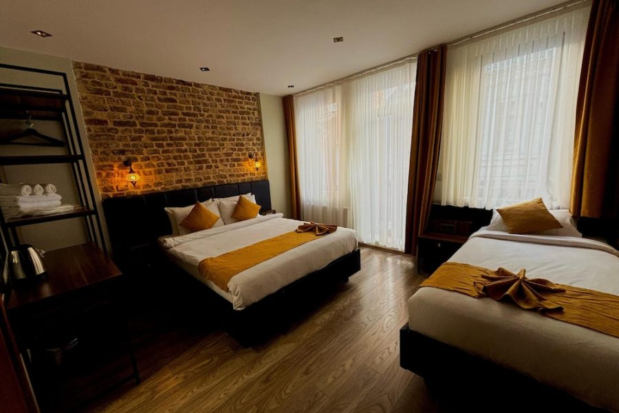 Napoli - Istanbul - Galata Calm Tale Hotel