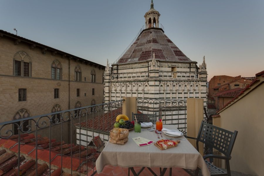 Napoli - Pistoia - Battistero Residenza d'Epoca