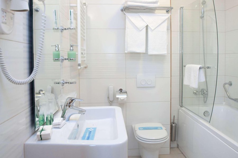 Napoli - Popeşti-Leordeni - Mari Vila Hotel