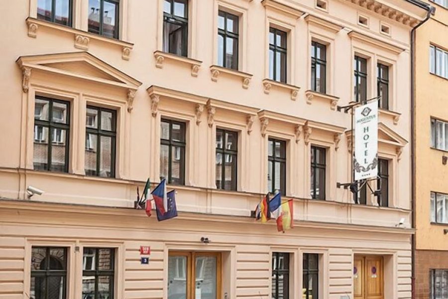 Napoli - Praga - Augustus et Otto Hotel