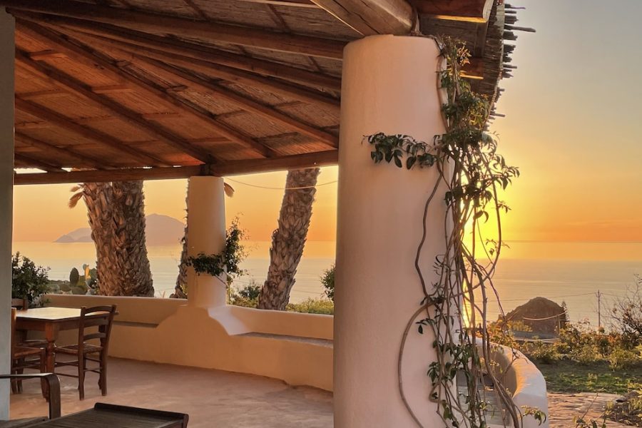 Napoli - Salina - Hotel La Locanda Del Postino