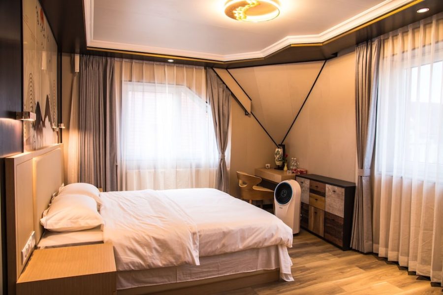 Milano - Schwechat - Mr.Liao Hotel