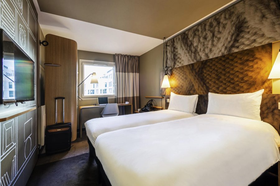 Roma - Parigi - ibis Nanterre La Défense