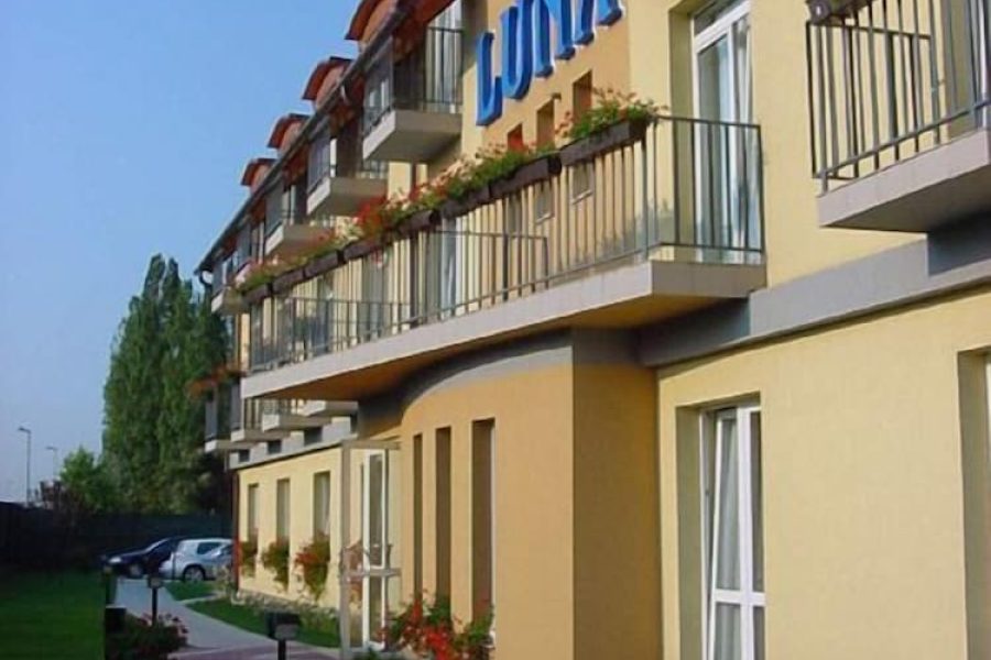 Palermo - Budapest - Hotel Luna Budapest