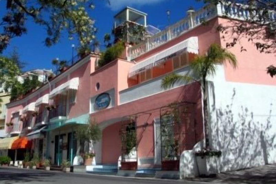 Cagliari - Costiera Amalfitana