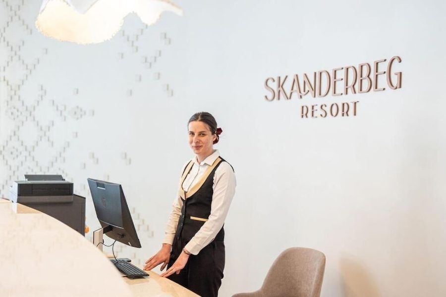 Torino - Costa albanese - Hotel Skanderbeg