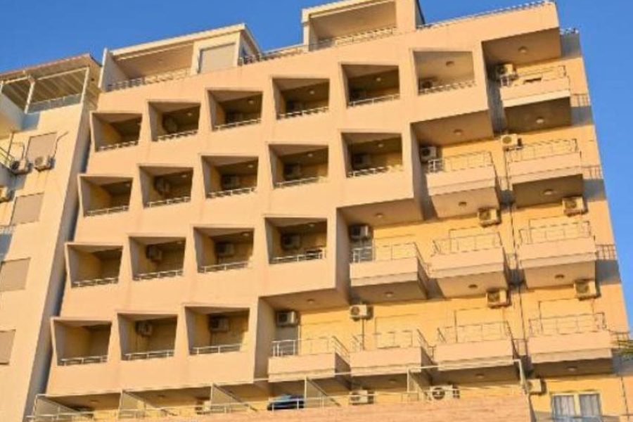 Pisa - Durrës - Hotel Zanzi