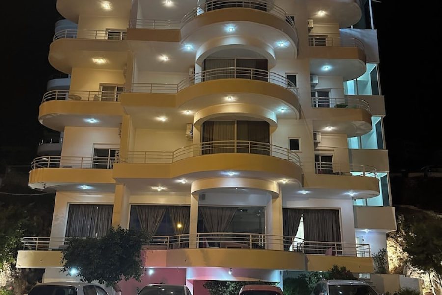 Pisa - Costa albanese - Oskar Hotel