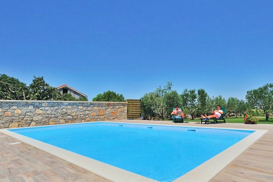 Milano - Biograd na Moru - Apartments Bozena