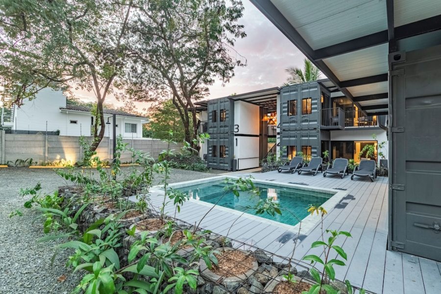 Roma - Cabo Velas - Z102 studios