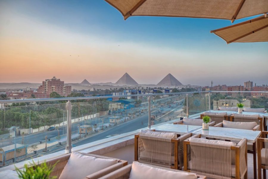 Bari - Giza - Mazar Pyramids Hotel