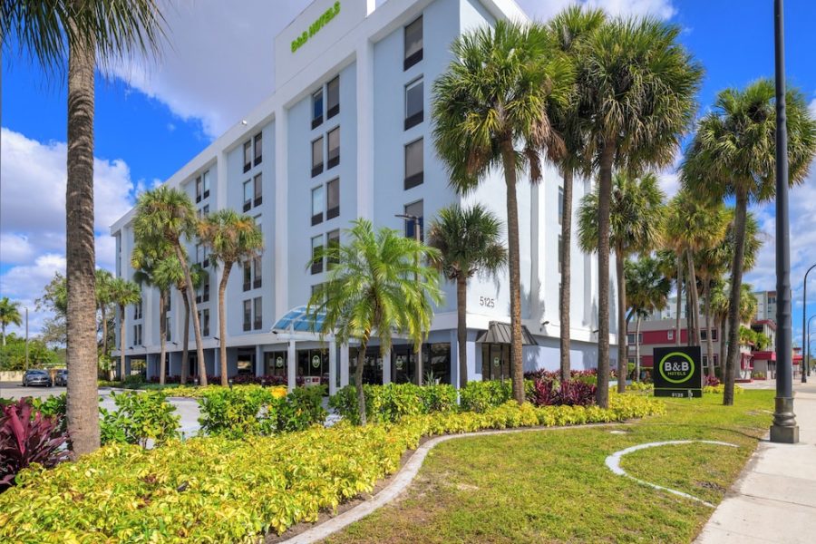 Bari - Miami (FL) - B&B Hotel Miami Airport