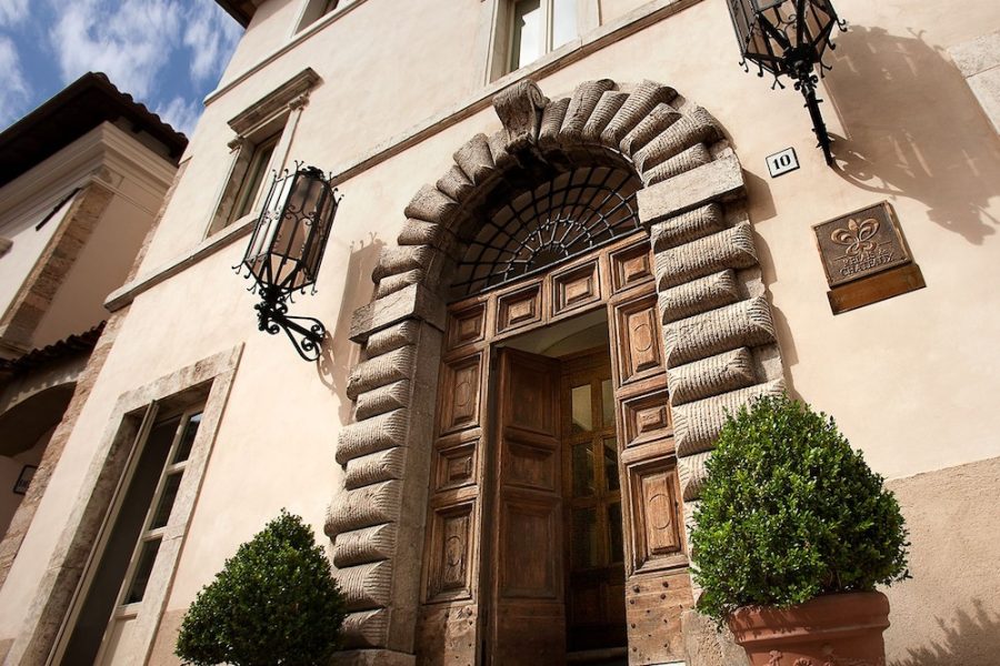 Roma - Norcia - Relais & Chateaux Palazzo Seneca