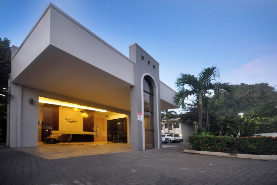 Roma - Panamá - Hotel Colono Beach