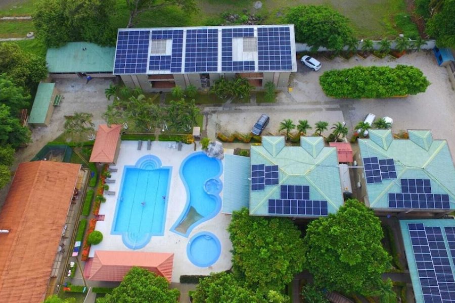 Roma - Panamá - Hotel & Villas Huetares