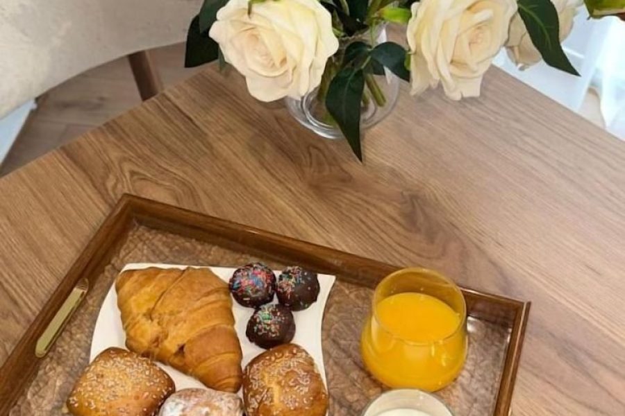 Napoli - Tirana - Hotel La Rosa