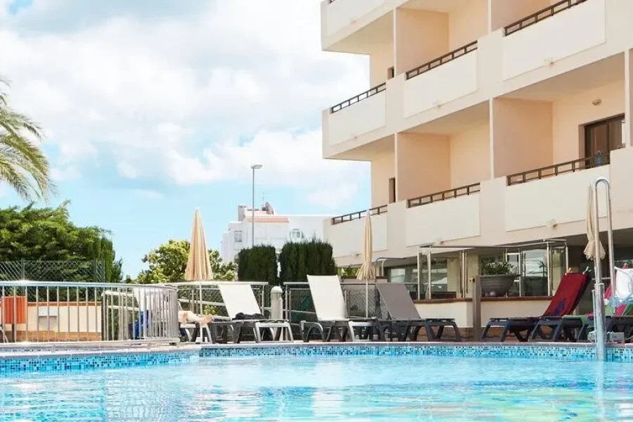 INVISA HOTEL LA CALA
