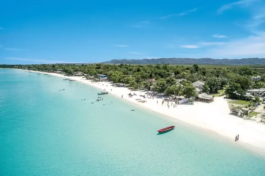 VERACLUB NEGRIL