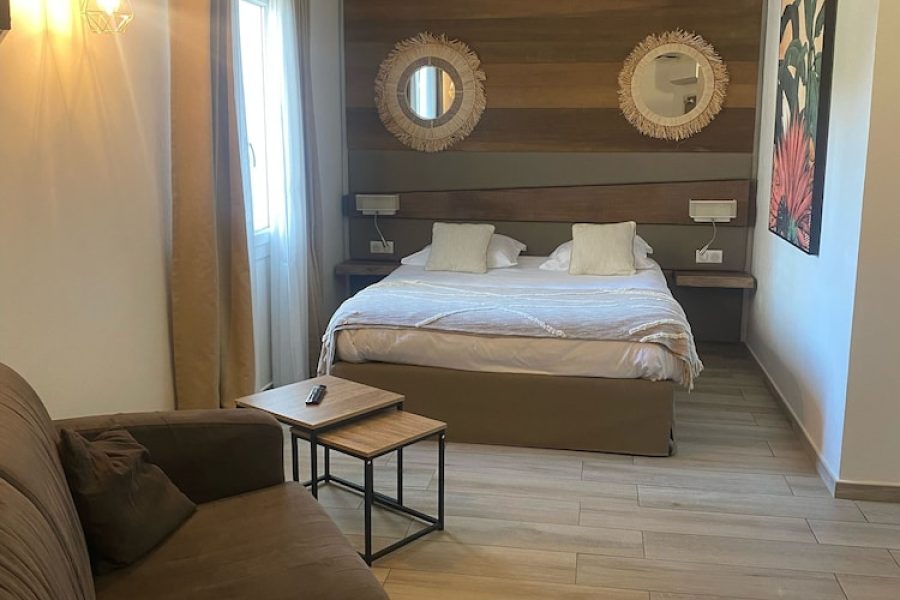 Milano - L'île Rousse - Hôtel & Restaurant Les Mouettes