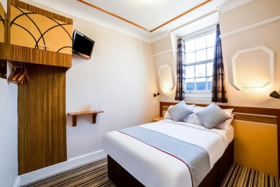 Pisa - Londra - Vegas Hotel