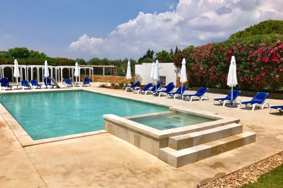 Palermo - Ugento - RELAIS MASSERIA CASINA DEI CARI