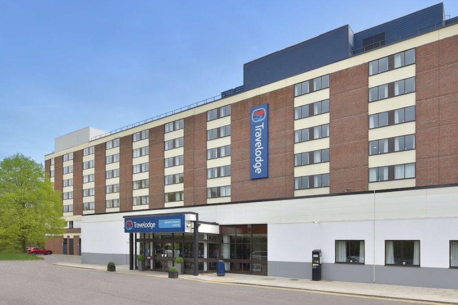 Pisa - Gatwick - Travelodge Gatwick Airport Central