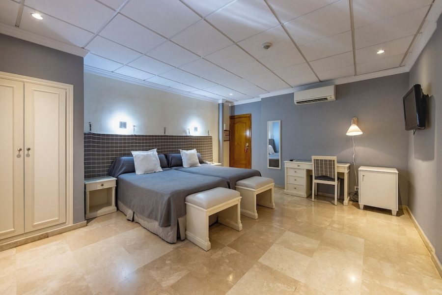 Napoli - Granada - Hotel Sacromonte