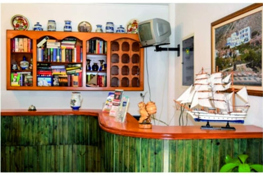 Milano - Karpathos - Arhontiko Hotel