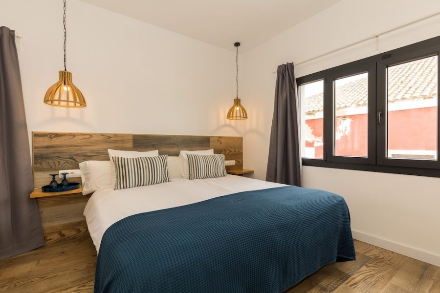 Bologna - Mahon - Pardela Menorca