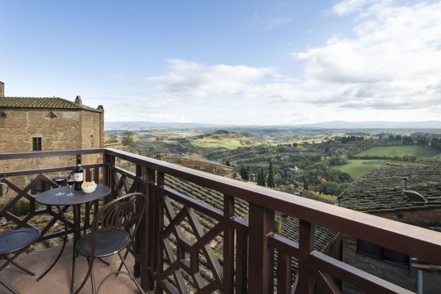 Bari - San Gimignano - Hotel La Cisterna