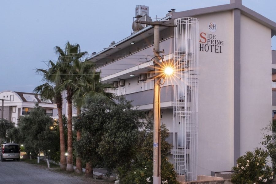 Bologna - Side - Side Spring Hotel