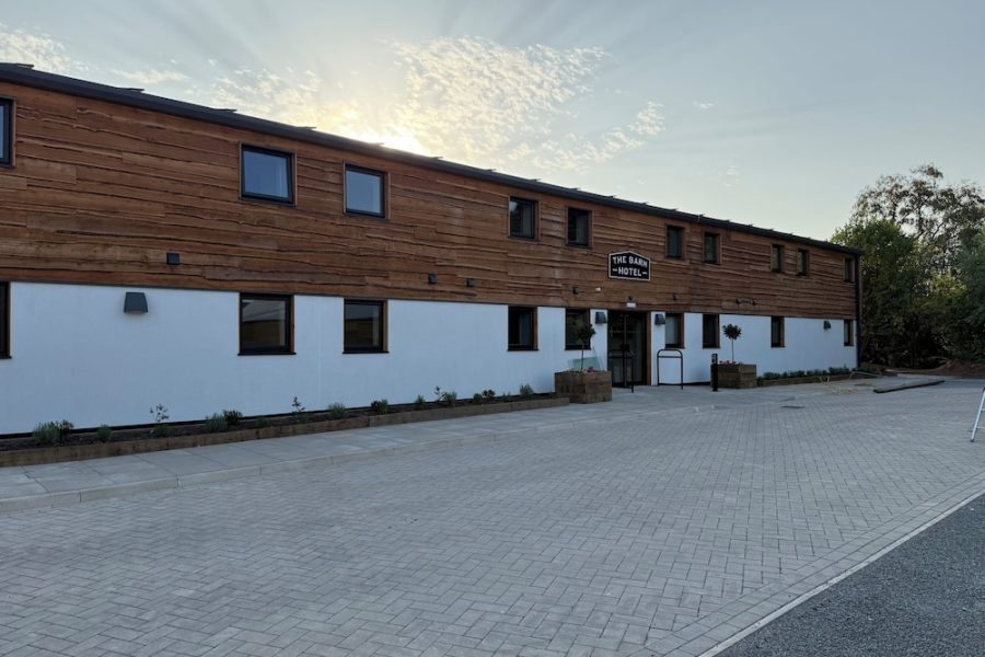 Verona - Birmingham Airport - The Barn Hotel