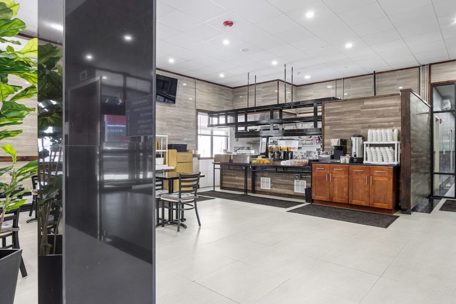 Palermo - New York - Aeroporto La Guardia - Highbridge Hotel