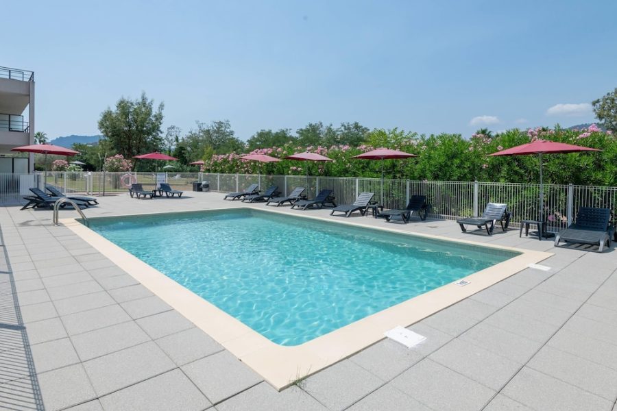 Roma - Cannes - Comfort Aparthotel Cannes Mandelieu