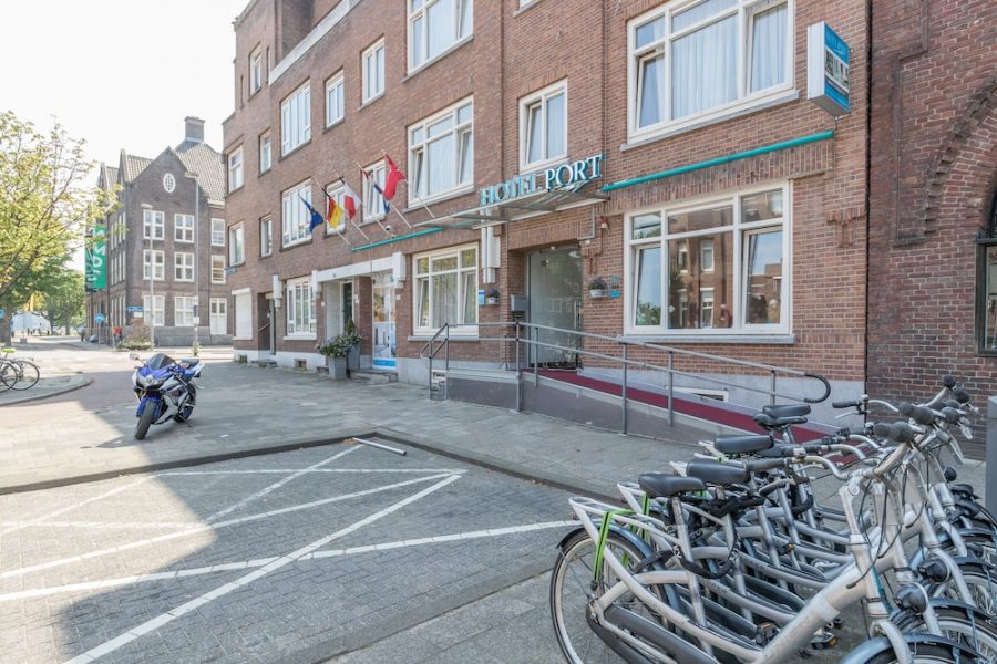 Bari - Rotterdam - Hotel Port