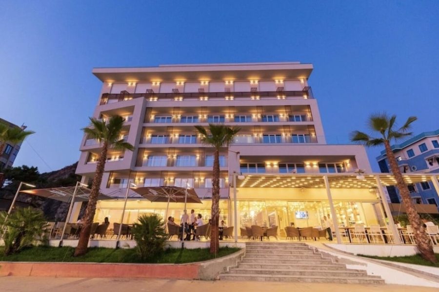 Bologna - Durrës - AMR Hotel - Durres