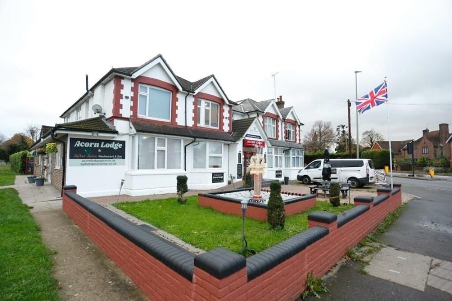 Verona - Gatwick - Acorn Lodge Hotel Gatwick & Parking