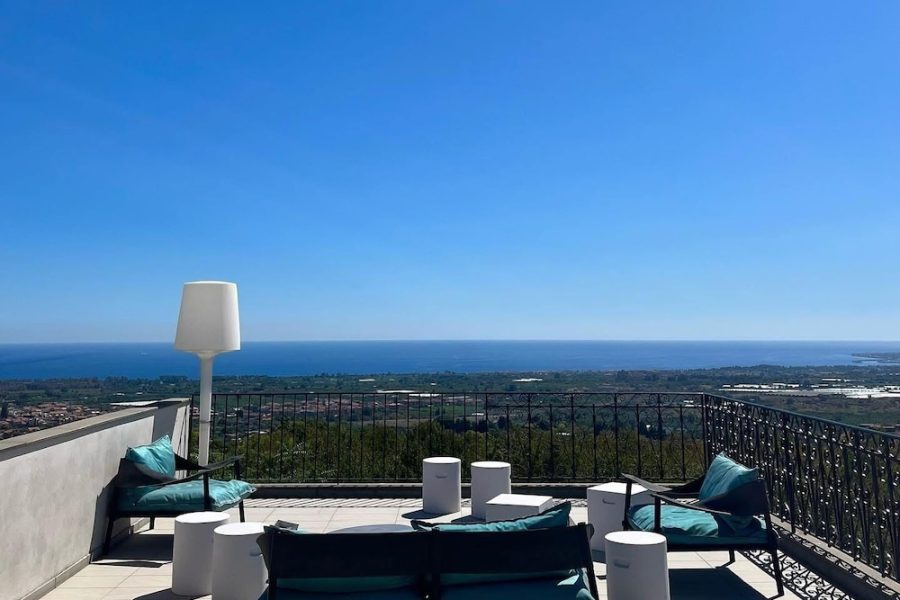 Bologna - Giardini Naxos - Talè Restaurant & Suite