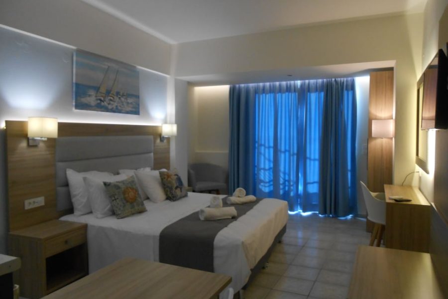 Bologna - Hersonissos - Aristo Apts