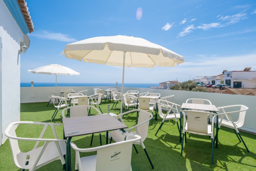 Verona - Nerja - Apartahotel Playamaro by Dorobe